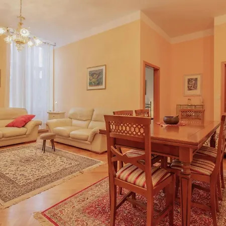 Beautiful In * Obrov